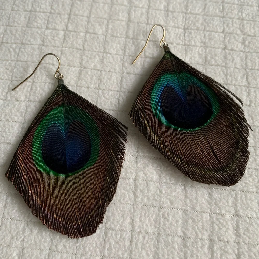 NWOT peacock earrings - Picture 4 of 6